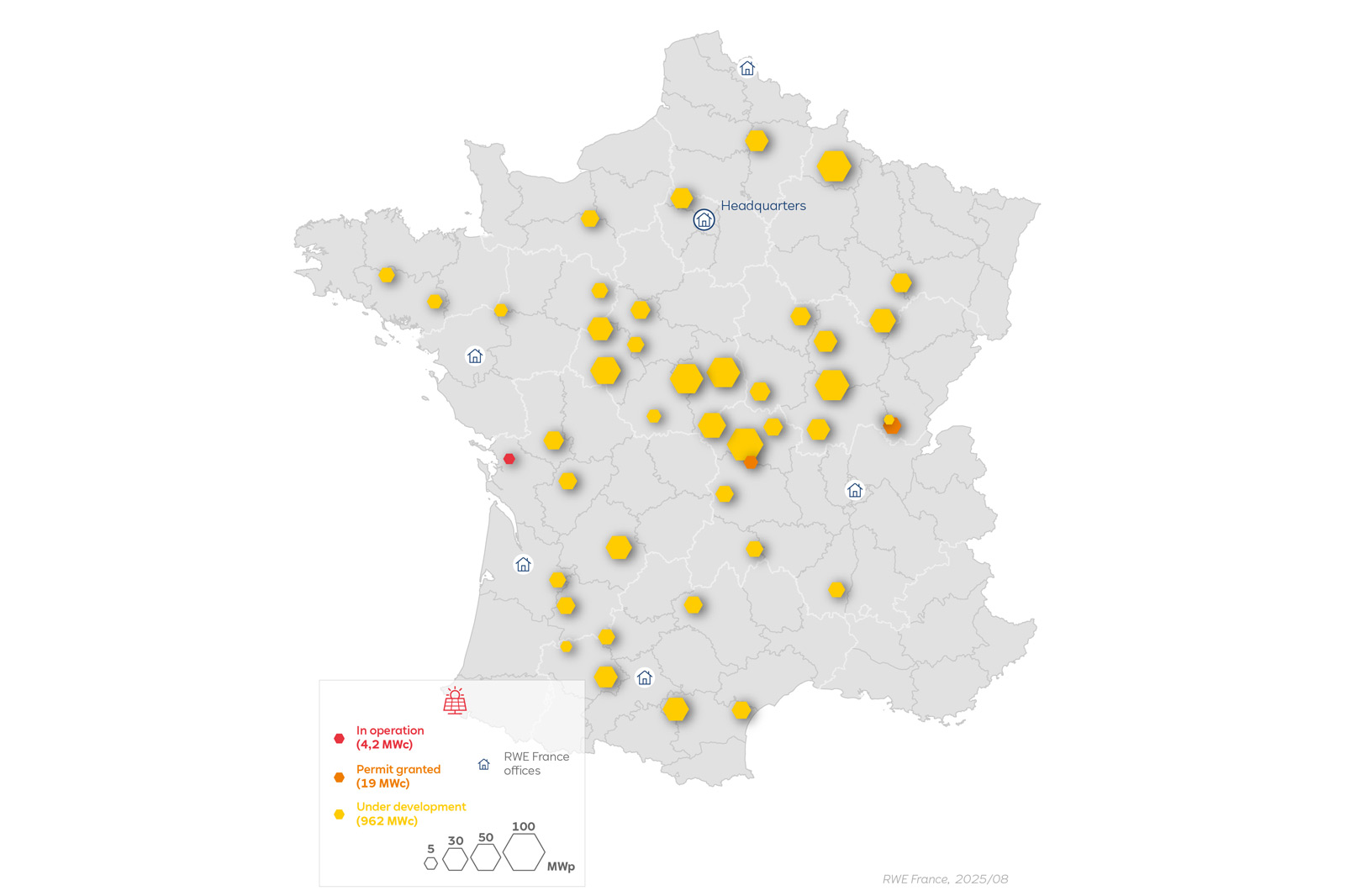 Map of France indicating solar energy projects with hexagons for permits granted and projects under development.